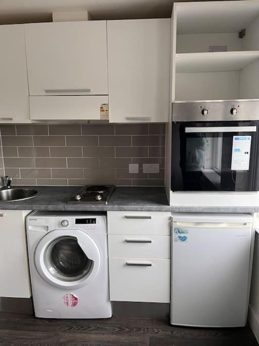 The Serviced Accommodations Harlow Exterior foto